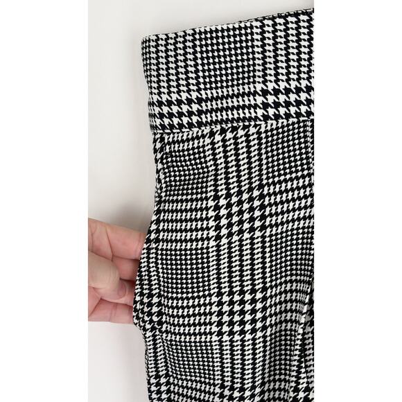 Torrid Wide Leg Studio Crepe Shorts Glen Plaid Black White Womens Size 22 New - Picture 6 of 11